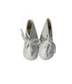 buty-dla-lalki-paola-reina-32-cm-biale-kozaczki-sznurowane-2-removebg-preview.png